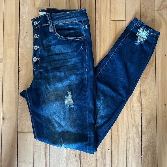 KanCan Denim - NWOT KanCan Distressed Skinny Jeans